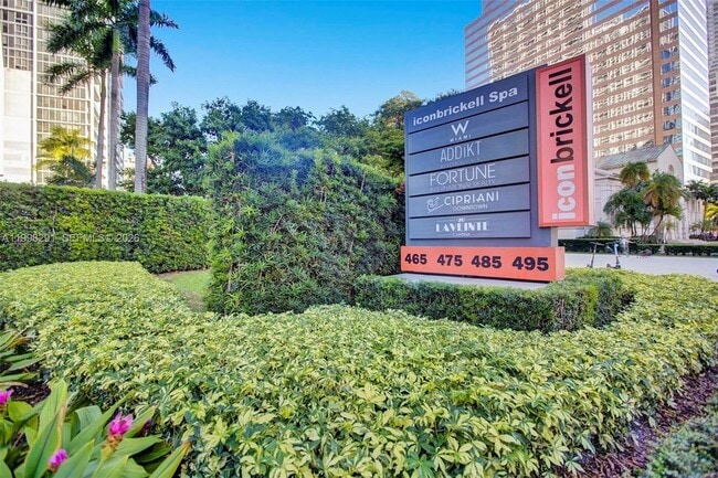 475 Brickell Ave, Unit 5010 in Miami, FL - Building Photo - Building Photo