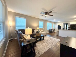 915 Woody Hills Dr in Clarksville, TN - Building Photo - Building Photo