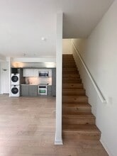 988 G St in San Diego, CA - Building Photo - Building Photo