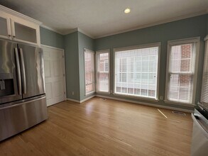 130 Nat Turner Blvd in Newport News, VA - Building Photo - Building Photo