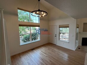 737 Snowberry St in Longmont, CO - Building Photo - Building Photo