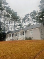 706 N Horner Blvd in Sanford, NC - Building Photo