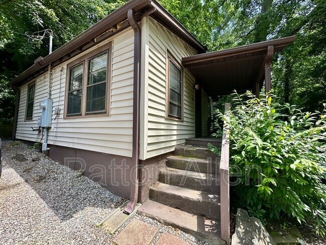 4 Arbutus Rd