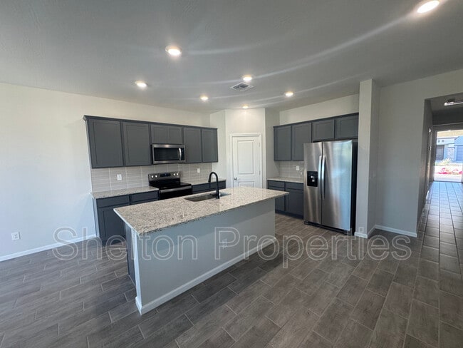 17978 W Camino De Oro in Peoria, AZ - Building Photo - Building Photo