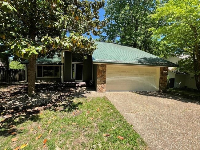202 Lake Rd in Springdale, AR - Building Photo - Building Photo