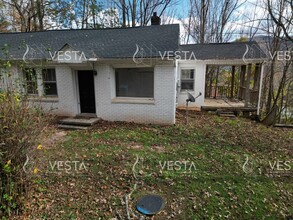 118 Pine Hill Dr in Swannanoa, NC - Building Photo - Building Photo