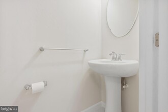 407 Susan Cir in North Wales, PA - Foto de edificio - Building Photo