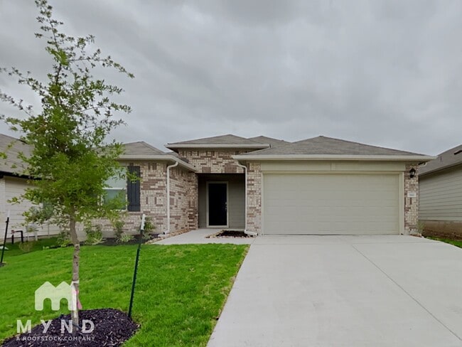 property at 916 Cinnamon Teal
