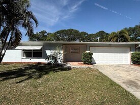 945 Date Ave in Merritt Island, FL - Building Photo
