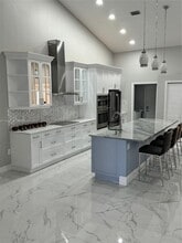 652 W Palm Aire Dr in Pompano Beach, FL - Building Photo - Building Photo