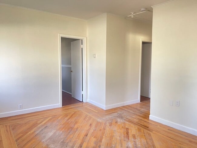 3041 Burdette St in Ferndale, MI - Building Photo - Building Photo