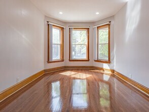 2624 W Walton St in Chicago, IL - Building Photo - Building Photo