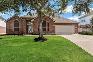 2247 Longspur Ln