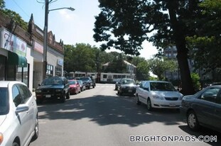 125 Chiswick Rd in Boston, MA - Building Photo