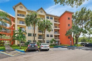 8180 Geneva Ct in Doral, FL - Building Photo