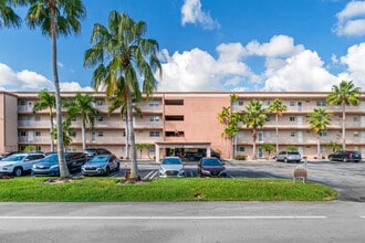 2615 NE 1st Ct in Boynton Beach, FL - Building Photo - Building Photo