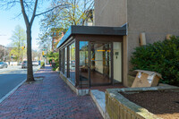 280 Harvard House Condominium in Cambridge, MA - Foto de edificio - Building Photo