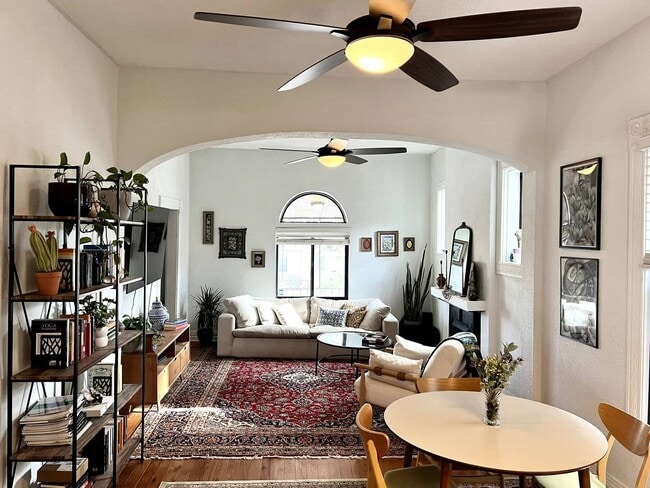 869 Knox Ct in Denver, CO - Building Photo - Building Photo