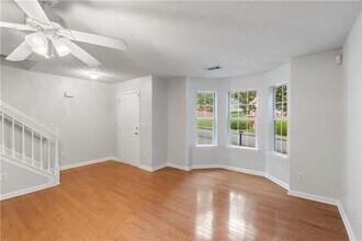 3870 Safehaven Dr in Lawrenceville, GA - Foto de edificio - Building Photo
