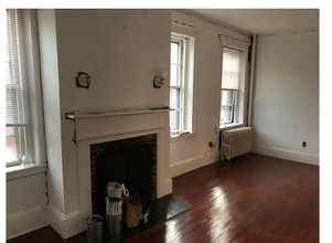 123 Myrtle St, Unit 5-2 in Boston, MA - Building Photo - Building Photo