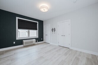 17 Cumbermeade Rd, Unit 301 in Fort Lee, NJ - Foto de edificio - Building Photo