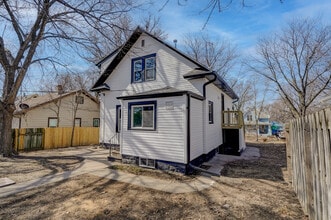 818 S 31st St, Unit 1 in Lincoln, NE - Building Photo - Building Photo