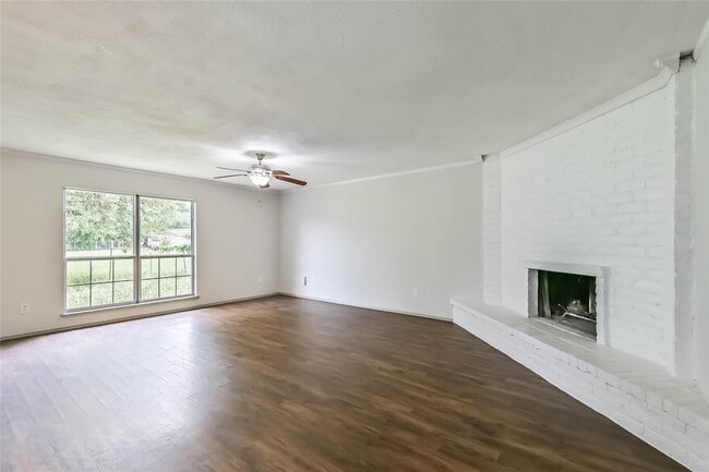 property at 14634 Dartwood Dr