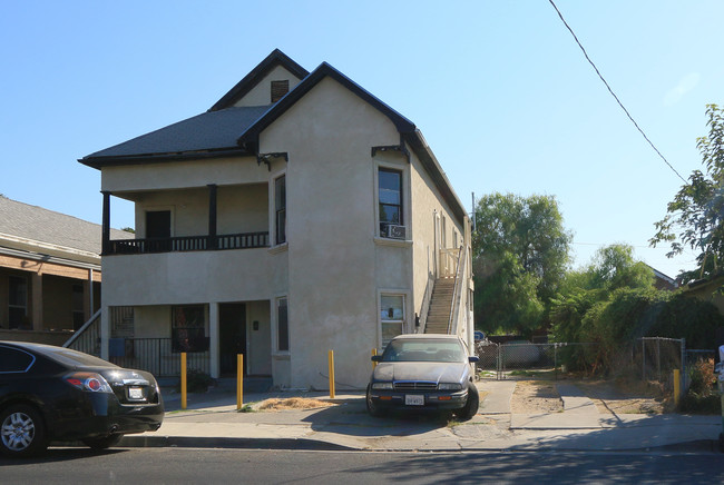 1034-1040 S California St in Stockton, CA - Building Photo - Building Photo