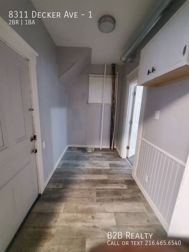 8311 Decker Ave in Cleveland, OH - Building Photo - Building Photo