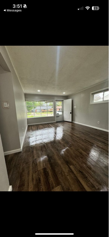 11175 Edgemont Ave in Warren, MI - Building Photo - Building Photo