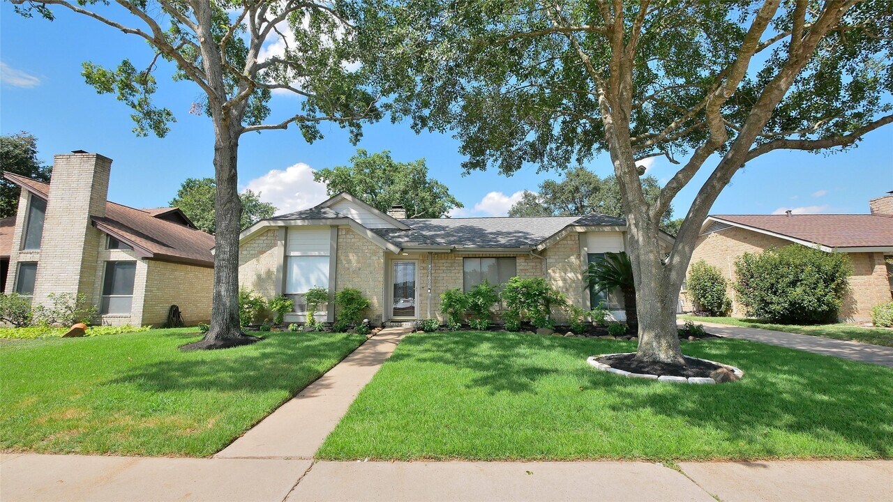 21626 Park Tree Ln in Katy, TX - Building Photo