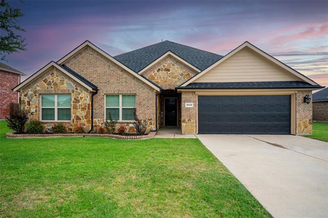 property at 1543 Meadowlake Dr