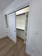 24332-24334 Chestnut St in Santa Clarita, CA - Foto de edificio - Building Photo