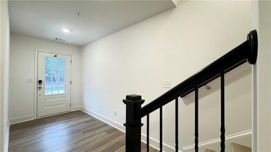 813 Atkins Ln in Woodstock, GA - Building Photo - Building Photo