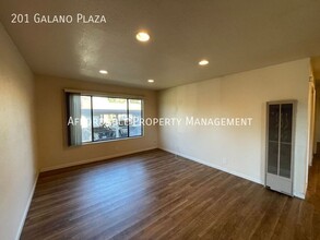 201 Galano Plaza in Union City, CA - Building Photo - Building Photo