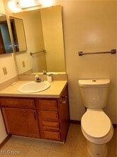 905 Hawthorne St in Youngstown, OH - Building Photo - Building Photo