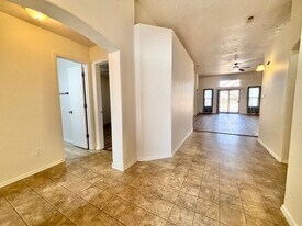 901 Telstar Loop NW in Albuquerque, NM - Building Photo