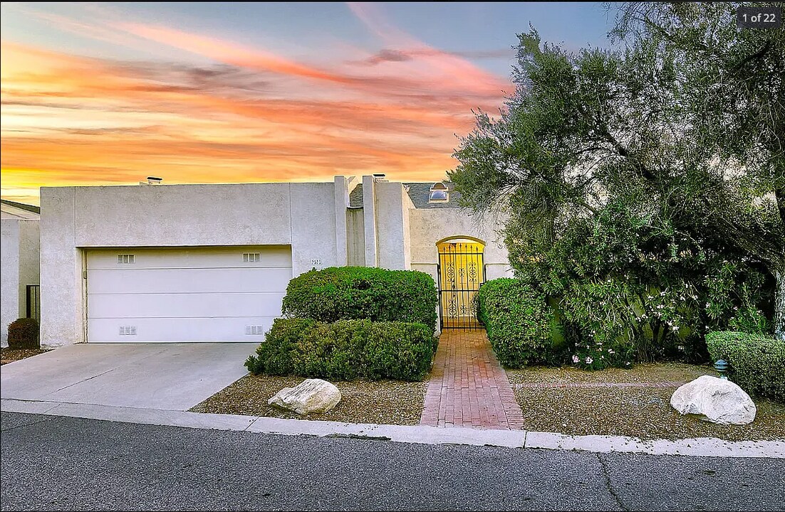 2523 E Forgeus Pl in Tucson, AZ - Building Photo