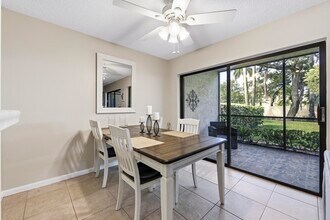 15 Lexington Ln E in Palm Beach Gardens, FL - Building Photo - Building Photo