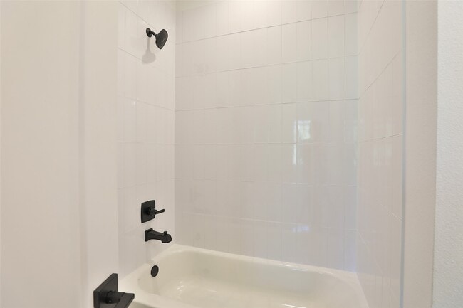 property at 1018A W 15th 1/2 St