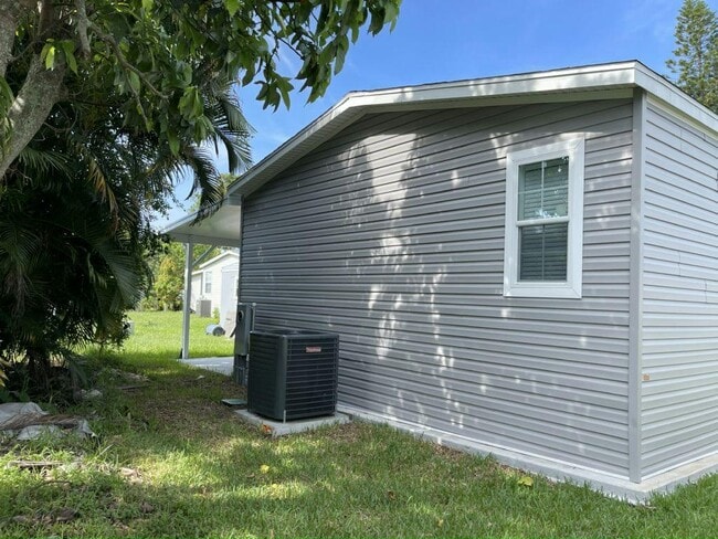 4584 Jill Pl in Greenacres, FL - Building Photo - Building Photo