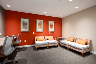 Smiths Landing Apartments in Blacksburg, VA - Foto de edificio - Interior Photo