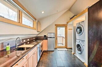 2329 Pine St in Boulder, CO - Building Photo - Building Photo