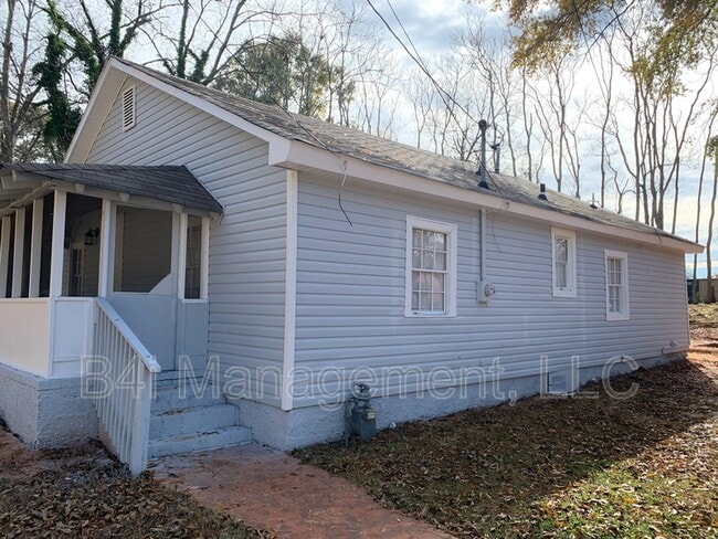 718 E Central Ave in Griffin, GA - Building Photo - Building Photo