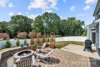 102 Cokesbury Rd in Mooresville, NC - Building Photo - Building Photo