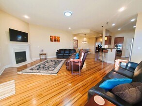 5769 Desert Mirage Dr in Sparks, NV - Building Photo - Building Photo