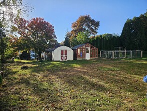 70 Geissler Dr in Shelton, CT - Building Photo - Building Photo