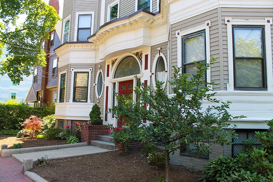 15 Trowbridge St, Unit 8 in Cambridge, MA - Building Photo