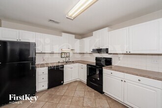 101 Sunny Brook Ln in Trussville, AL - Building Photo - Building Photo