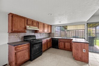 15619 Fall Briar Dr in Missouri City, TX - Building Photo - Building Photo